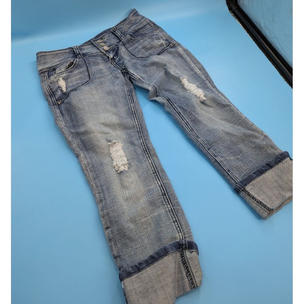 Almost Famous Button Up Cuffed Capri Vintage - image 2